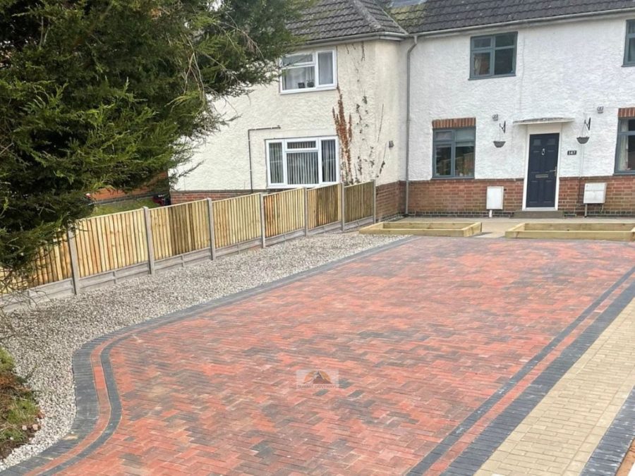Brindle Block Paved Driveway with Light Grey Footpath in Rugby (8)